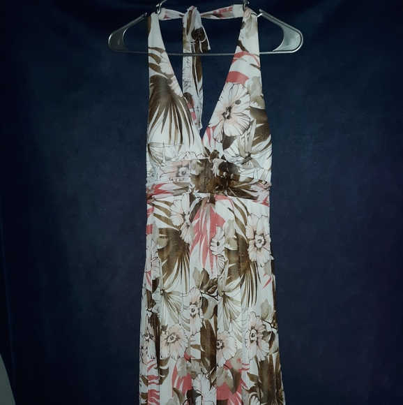 no tag Dresses & Skirts - ☀️High Low Halter Dress